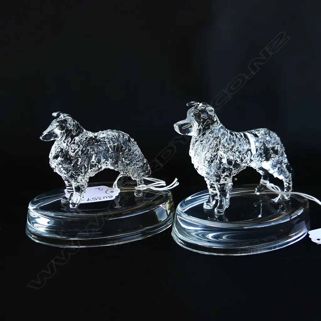 2 GLASS STATUETTES; ROUGH COAT COLLIE & BORDER COLLIE - SIGNED & DATED 'NEIL HARRIS 2017 ENGLAND' Image 1++
