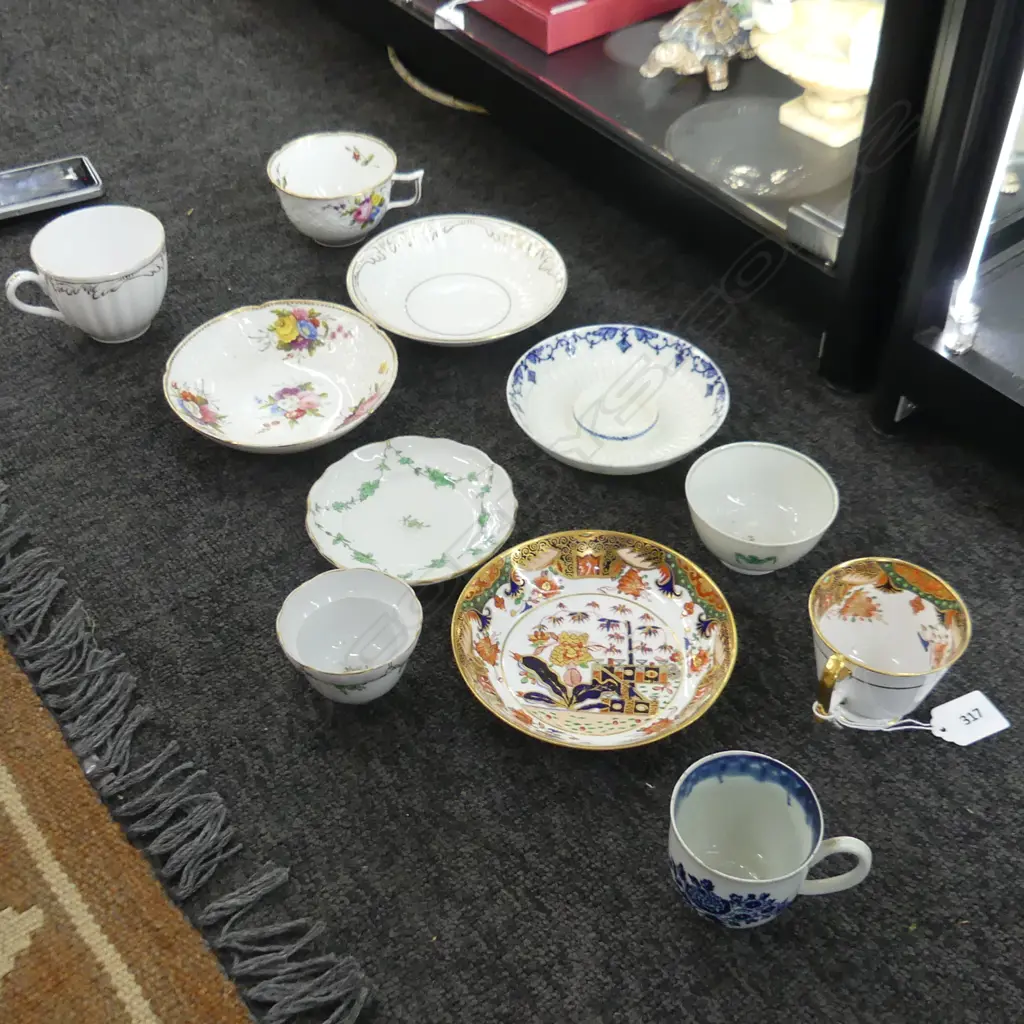 4 ANTIQUE PORCELAIN C/S; SPODE, IMARI, B/W, GILDED + 3 PCES w. GREEN SWAGS Image 1++