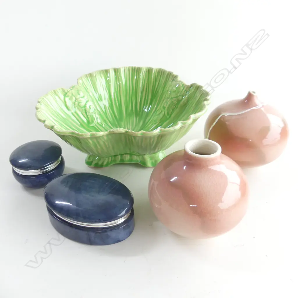 GREEN CROWN DUCAL BOWL + 2 PINK POTTERY VASES & 2 BLUE ALABASTER POTS Image 1++
