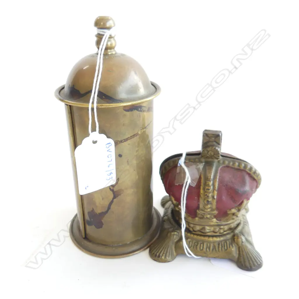 2 VINTAGE MONEY BOXES BRASS POST BOX & CORONATION CROWN Image 1++
