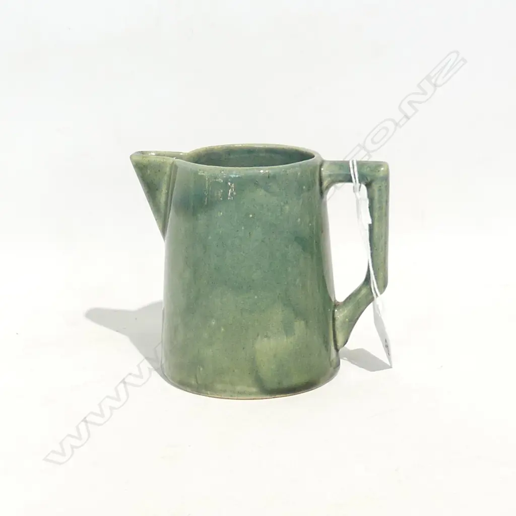 TIMARU POTTERY – GREEN JUG H.95mm Image 1++