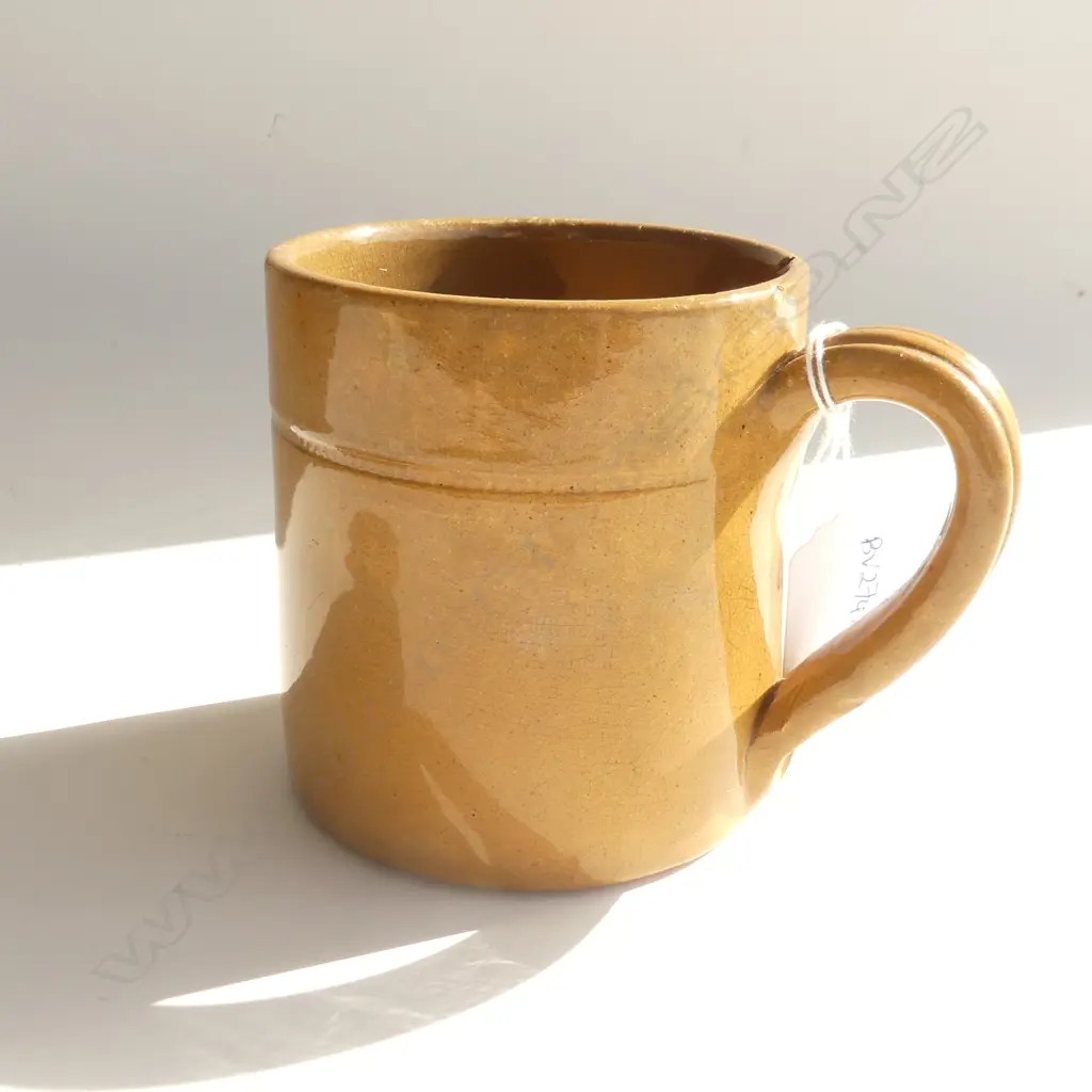 CHRISTCHURCH BRICK COMPANY MUG H.115mm Image 1++
