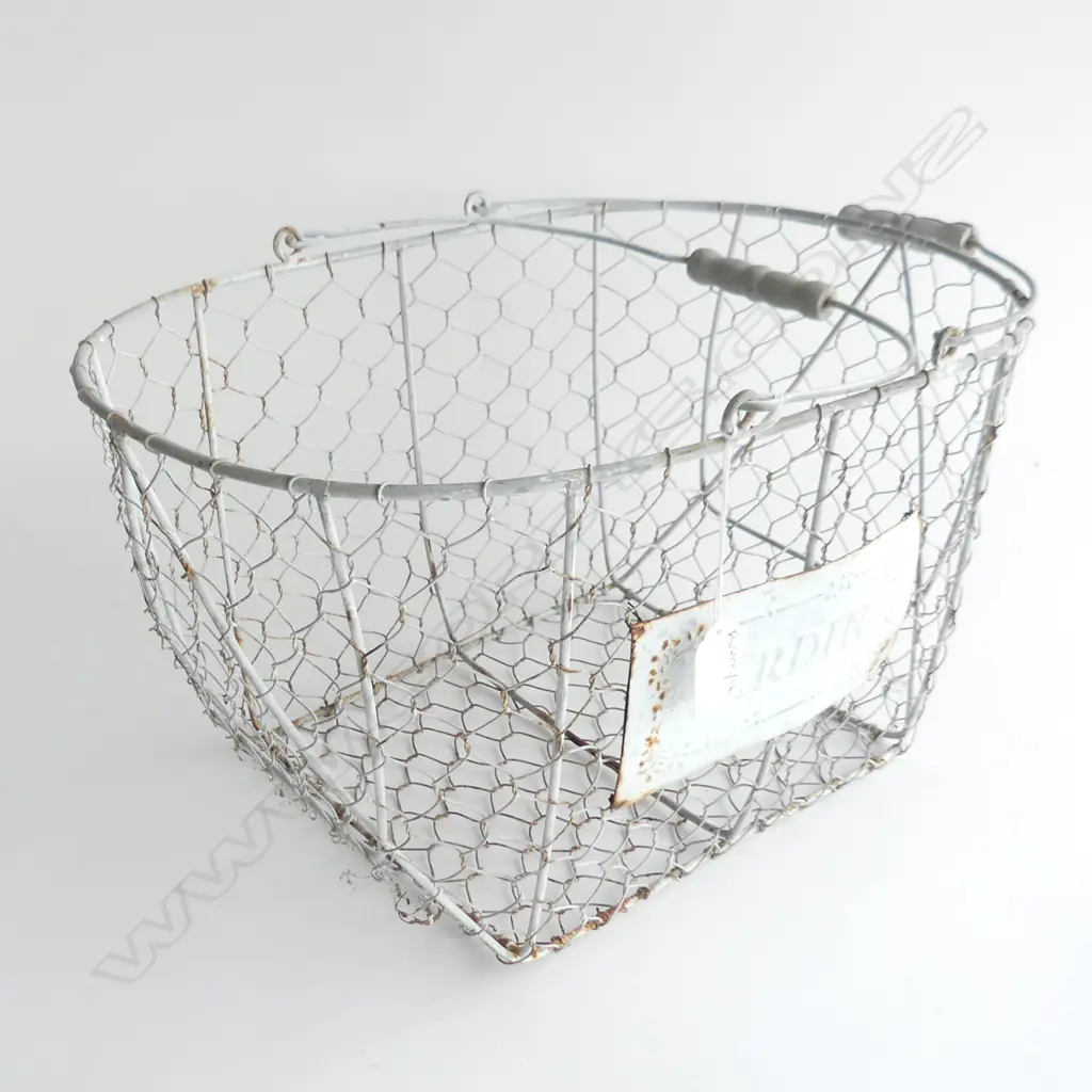 VINTAGE STYLE 'JARDIN' GREY METAL BASKET W.420mm Image 1++