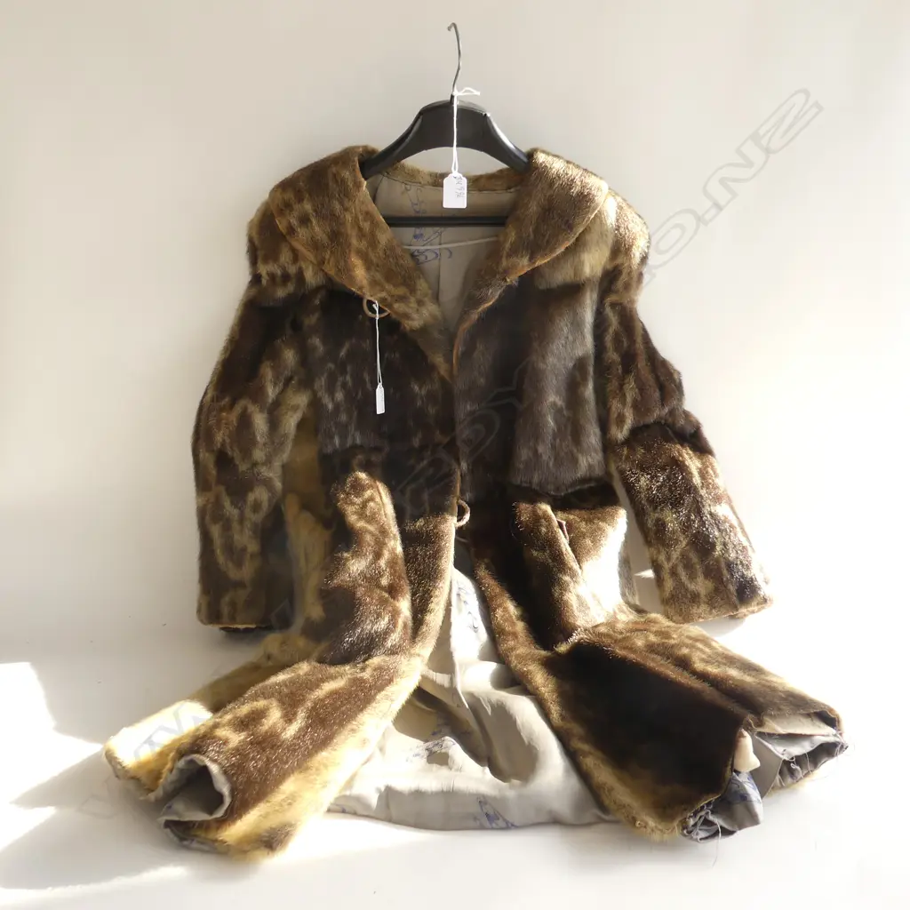 FULL LENGTH SEAL FUR COAT WITH SOME WEAR  Image 1++