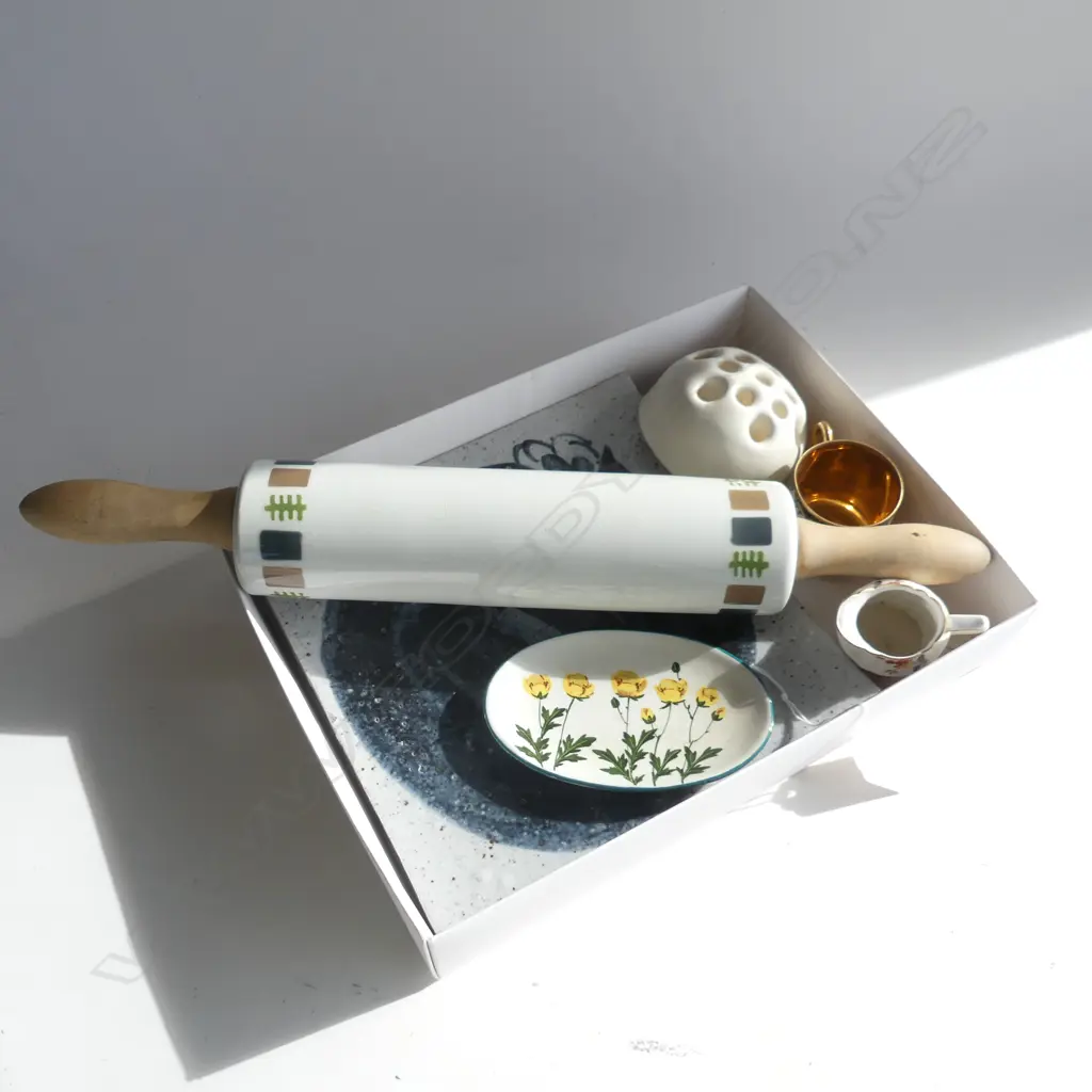 BOX OF WEMYSS DISH. ROLLING PIN. CAT PLATE. DERBY MINI JUG ETC Image 1++