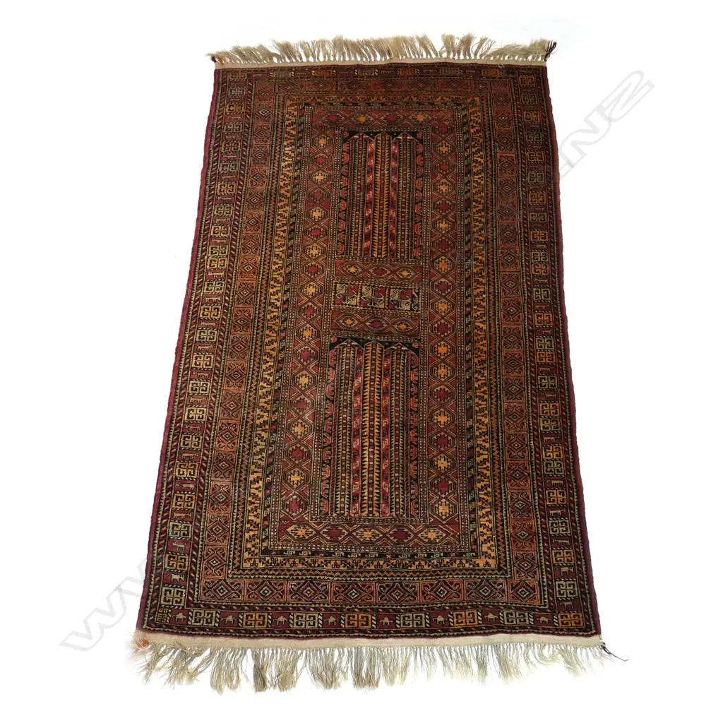 A semi-antique Turkmen Ersari rug, hand knotted all wool construction, Image 1++