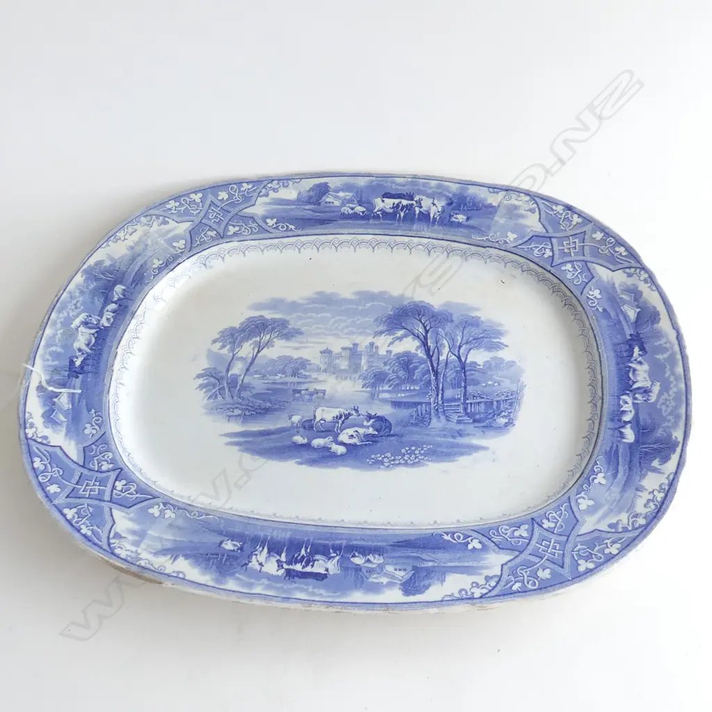 XLG VICTORIAN BLUE & WHITE ASHET  490 X 395MM Image 1++