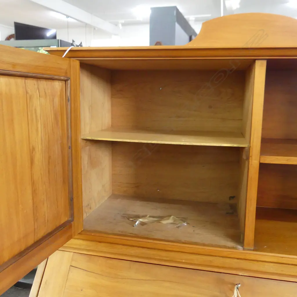 RIMU ART NUVEAU SHELF UNIT Image 1++