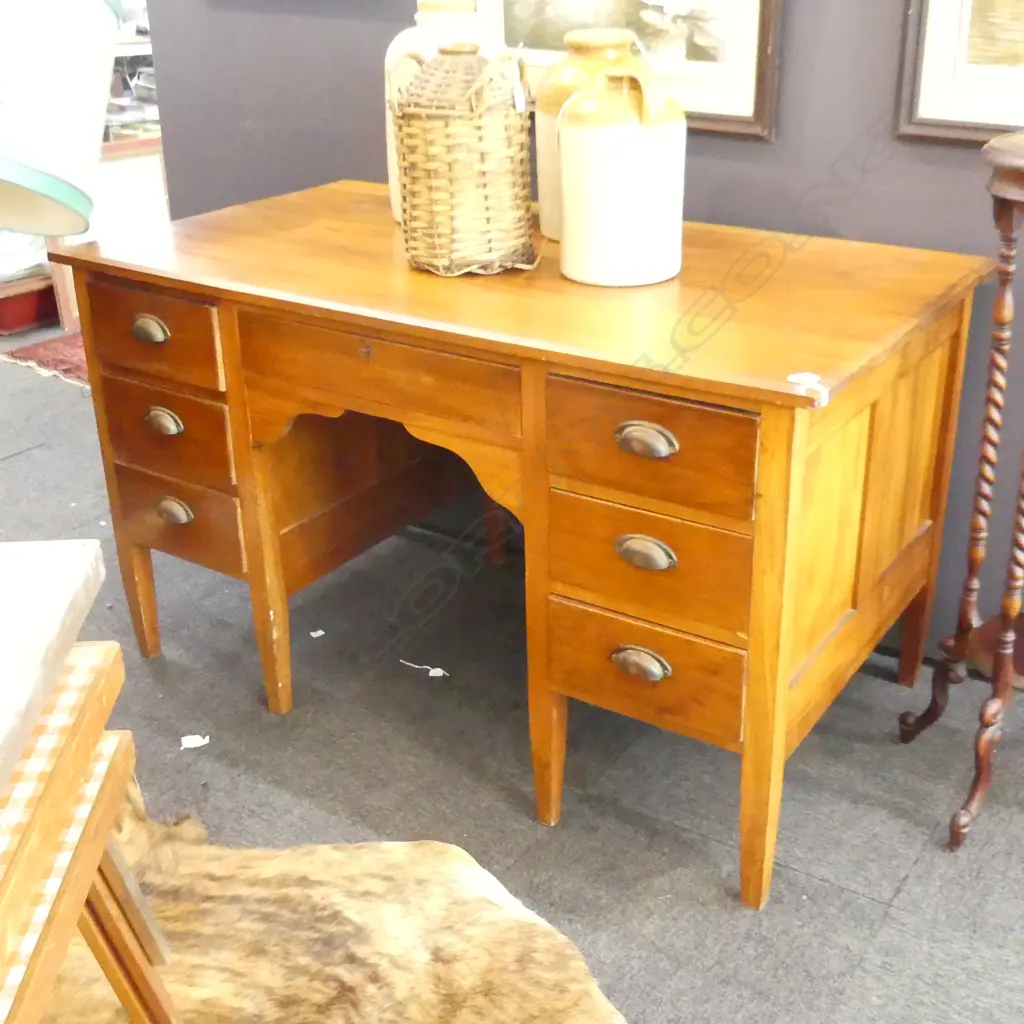 LARGE OLD RIMU DESK 1360x755x785mm Image 1++