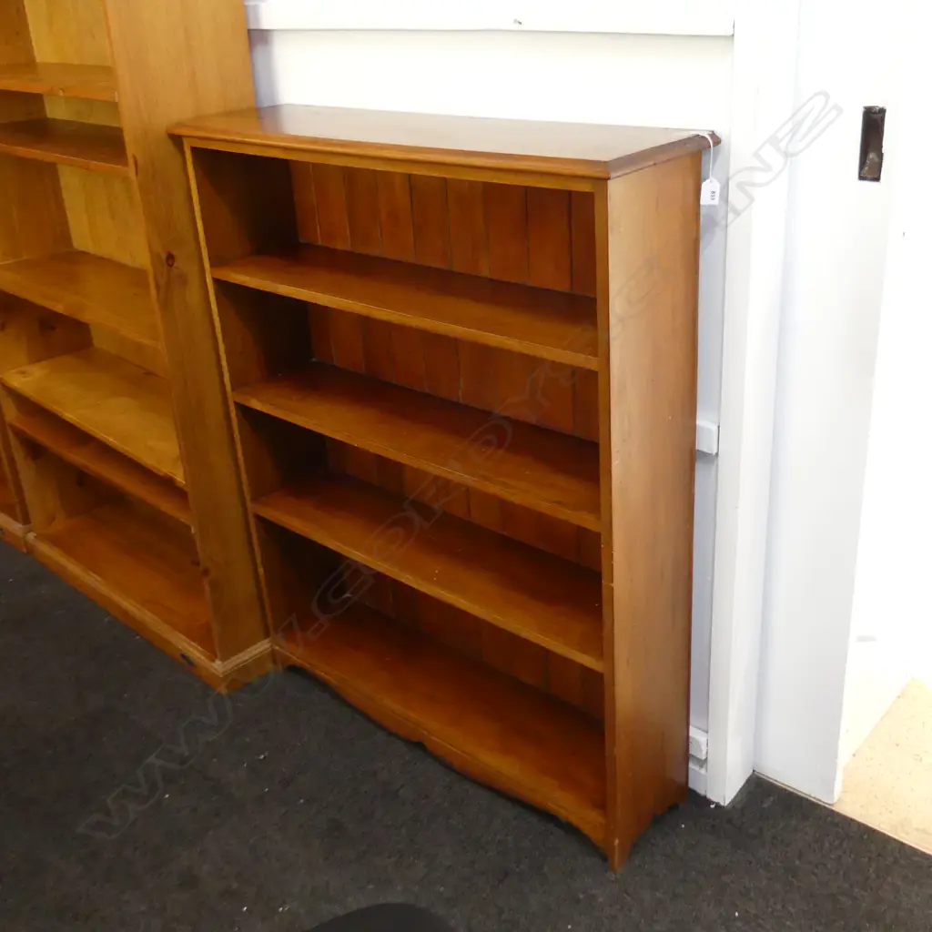 WOODEN BOOK SHELF H 1200 X 940MM Image 1++