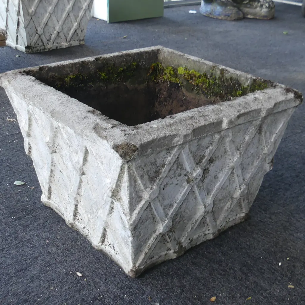 PR CONCRETE GARDEN PLANTERS  440x440x300mm Image 1++