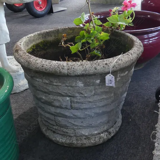 2 CONCRETE GARDEN POTS w. BRICK DESIGN H.330mm / 430mm dia & GERANIUM H.200mm