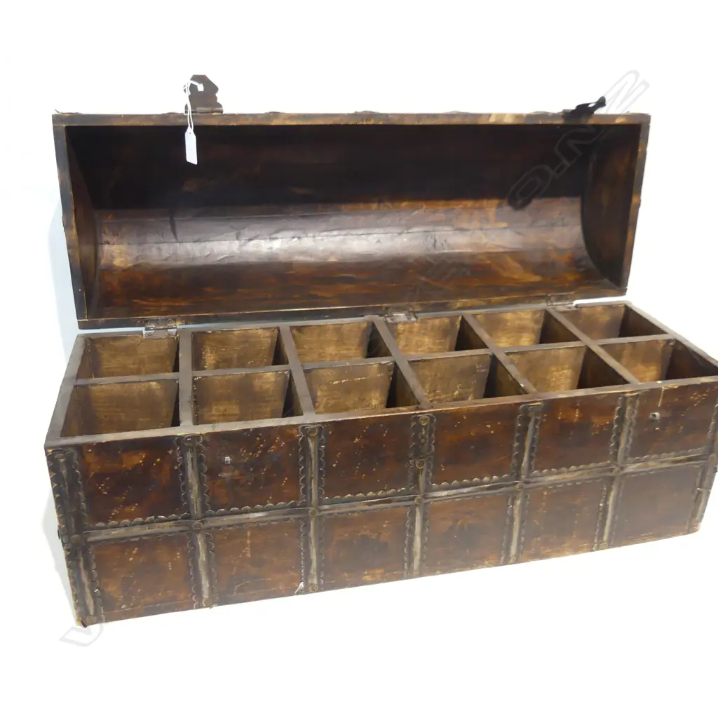 VINTAGE STYLE WOODEN WINE CRATE w. 12 COMPARTMENTS L.700mm Image 1++