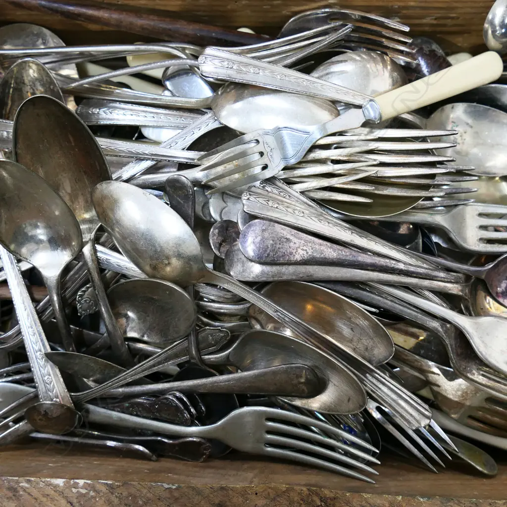 WOODEN CRATE OF ASST. EPNS CUTLERY Image 1++