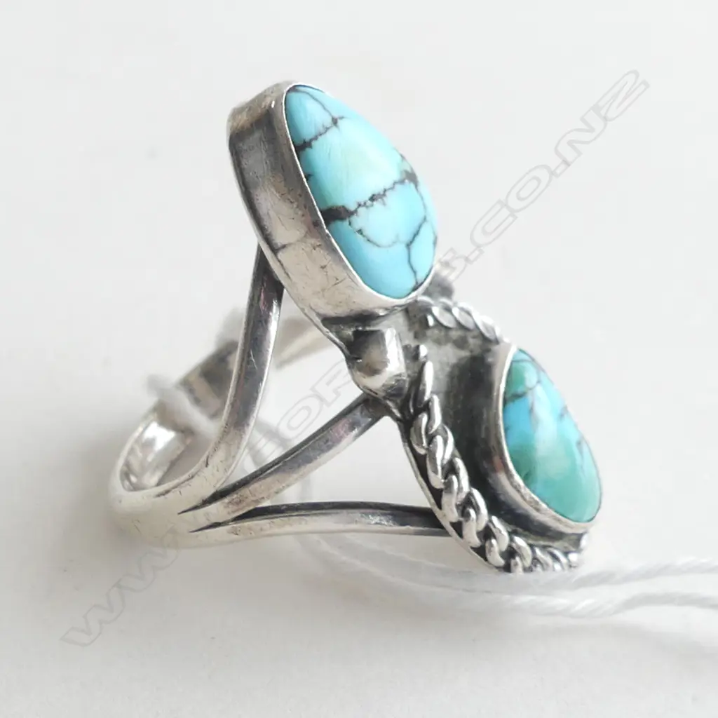 NAVAJO LG DOUBLE TURQUOISE RING  Image 1++