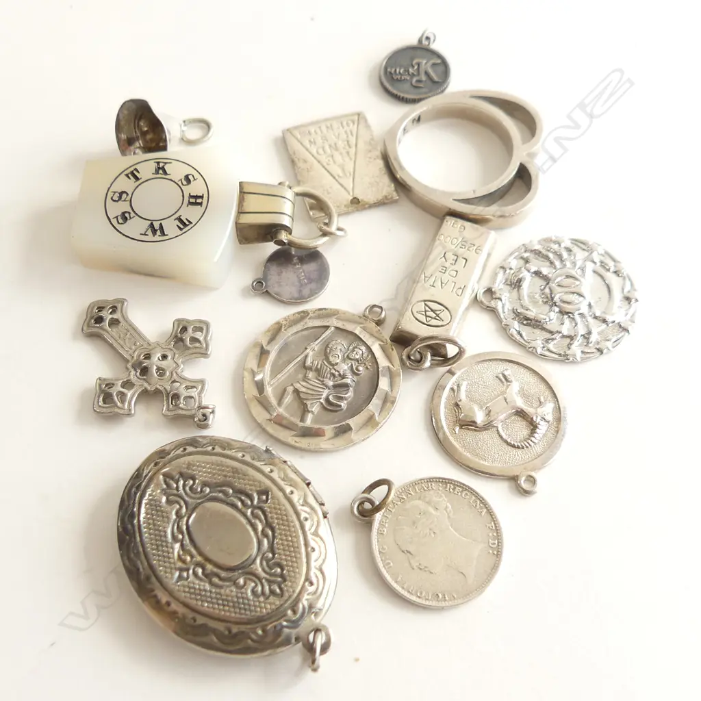 13 ASST PENDANTS & CHARMS, MOSTLY SILVER Image 1++