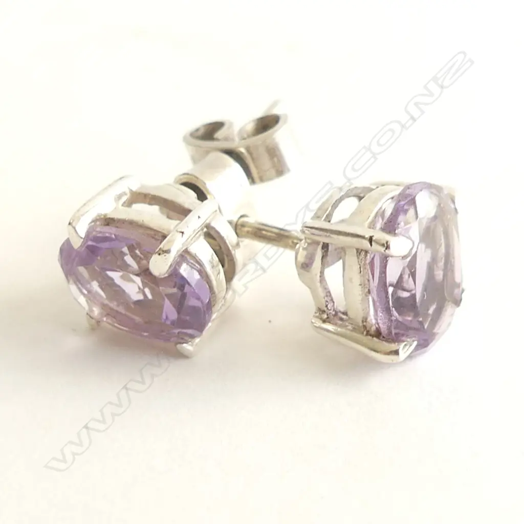 PR STG & PURPLE AMETHYST STUD EARRINGS Image 1++