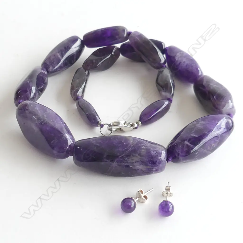 CHUNKY AMETHYST BEAD NECKLACE & STUD EARRINGS  Image 1++