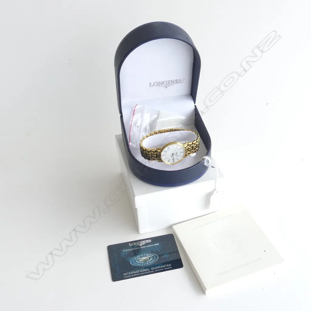 MENS LONGINES WATCH (WORKING) IN ORIGINAL BOX WITH CERTIFICATE & EXTRA LINKS Image 1++