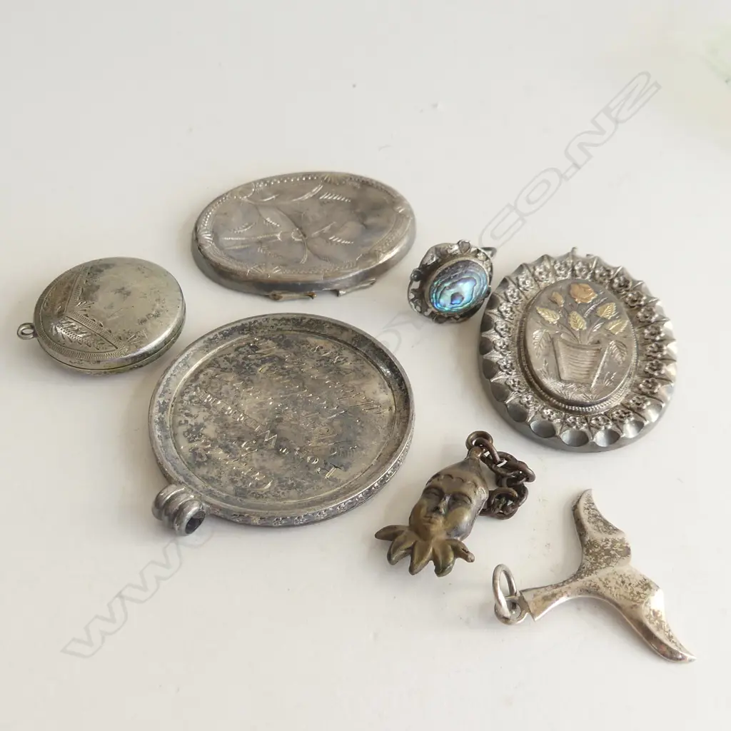 SM BAG ASST VICTORIAN & LATER PENDANTS ETC.. Image 1++