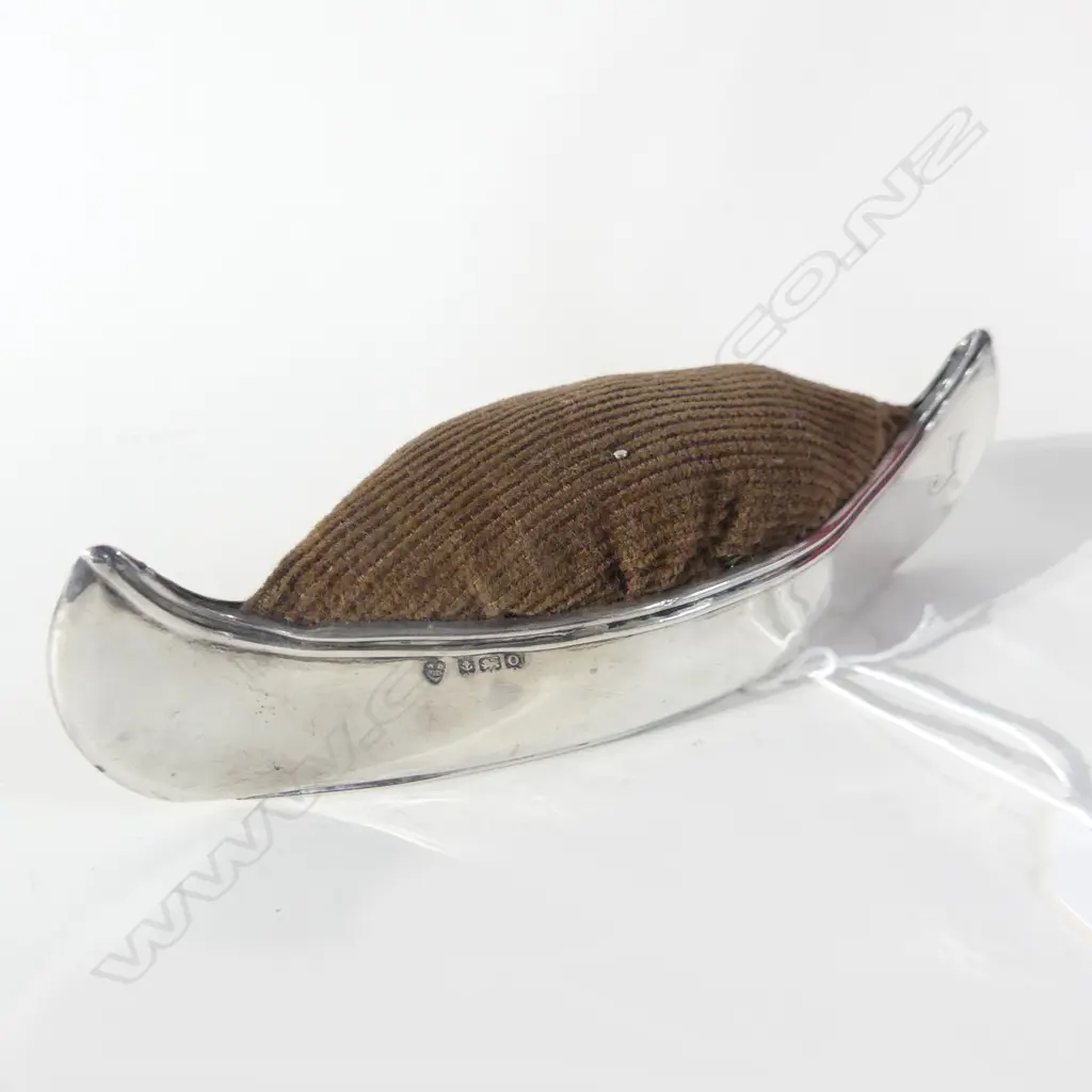 STG SILVER 'CANOE' PIN CUSHION, BIRM. 1913, L 130MM Image 1++