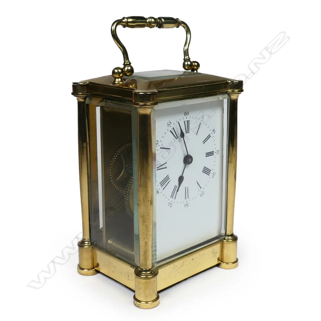 An early 20thC brass cased carriage clock, Image 1++