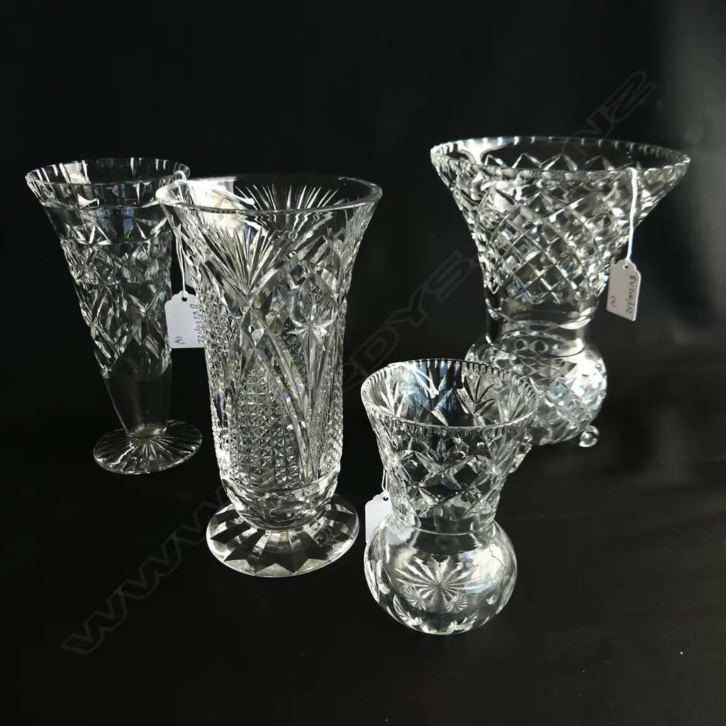 4 ASST CUT CRYSTAL VASES H 230 MM Image 1++