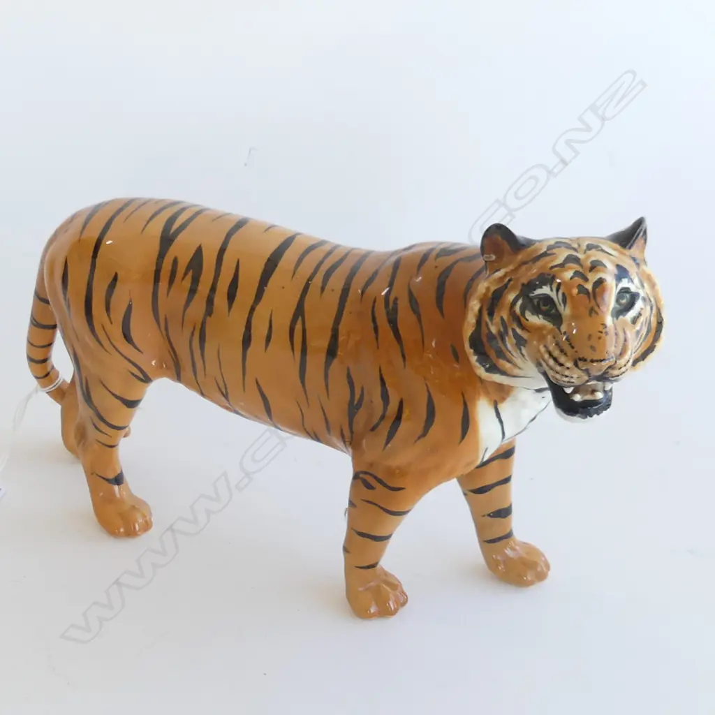 LGE BESWICK TIGER L.300mm Image 1++