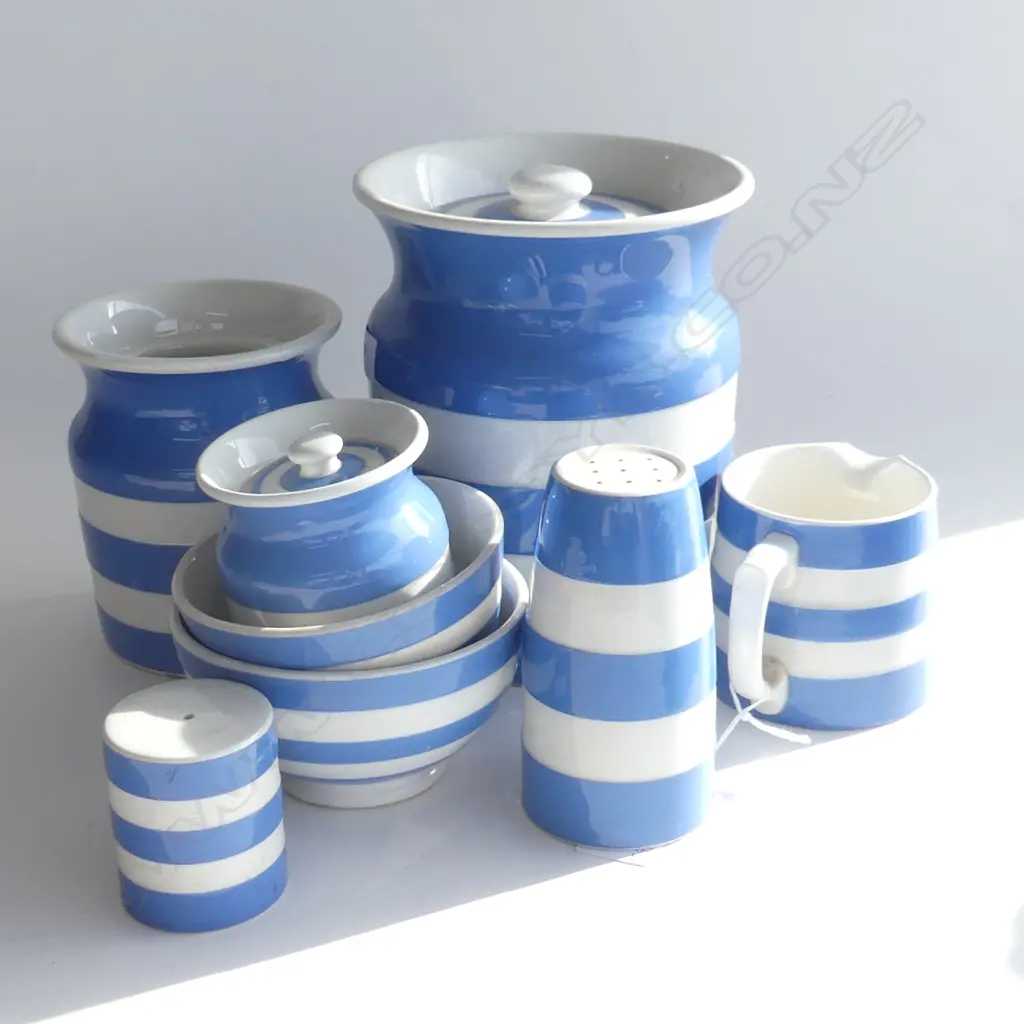 8 PCES CORNISHWARE; LG LIDDED CANISTER H.170mm ETC Image 1++