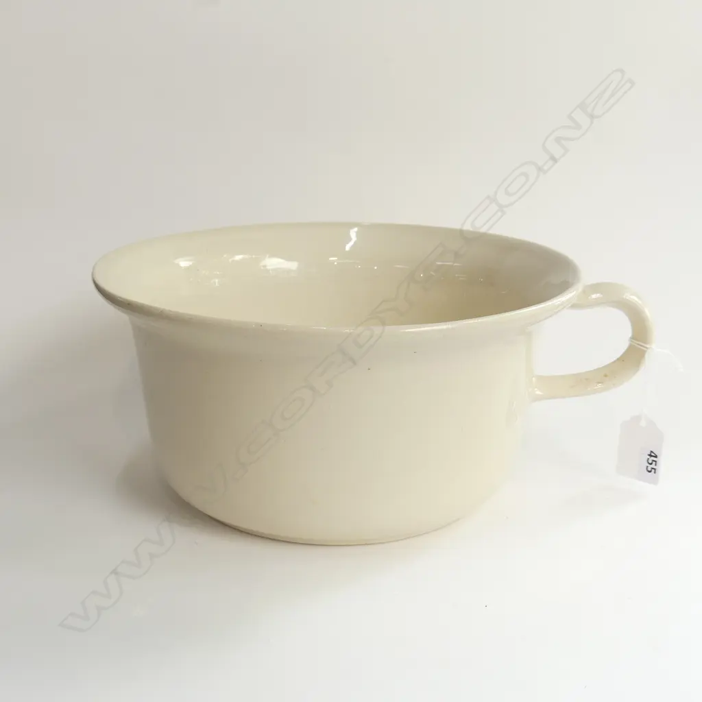 CROWN LYNN CHAMBER POT . WITH 3 STAR TIKI BACKSTAMP .D 240mm Image 1++