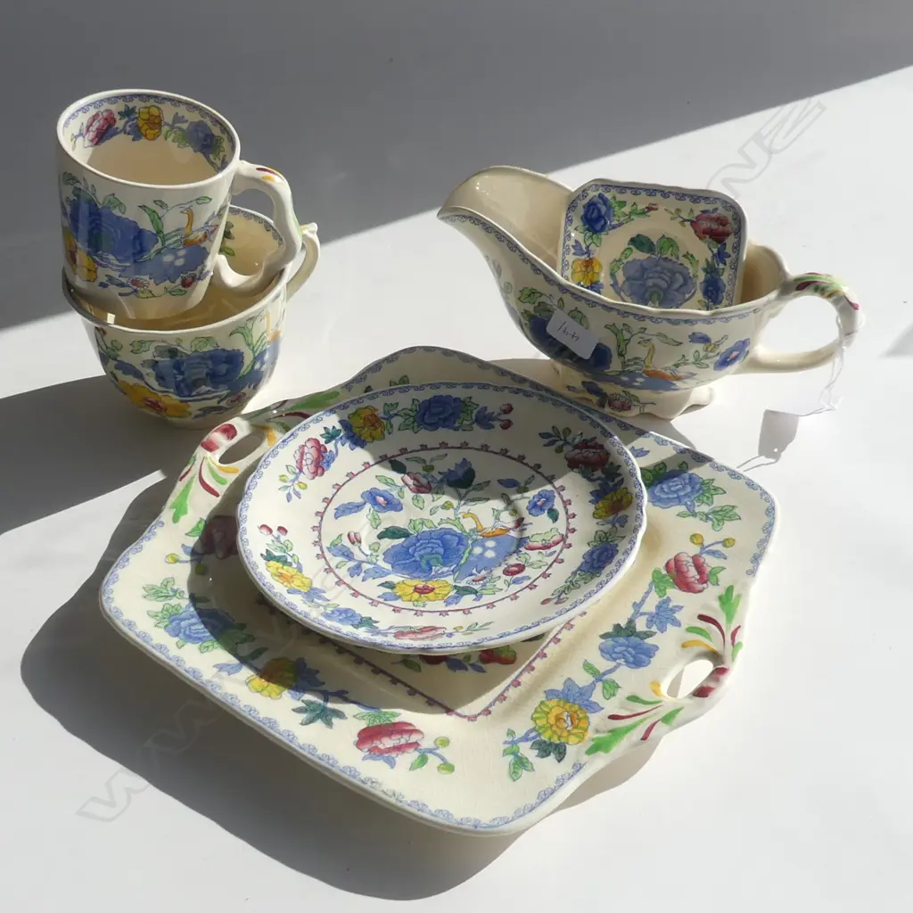 6 PCES MASONS REGENCY; SAUCE BOAT AF, 2 CUPS, ASH TRAY, SAUCER, CAKE PLATE Image 1++