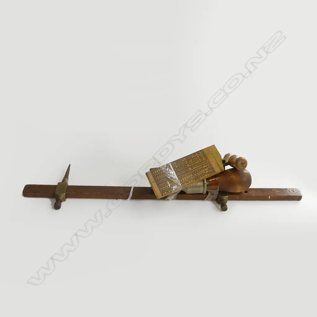 3 ITEMS PRESTONS PATENT SPOKE SHAVE SMALL VICE & MEASURING CALIPERS Image 1++