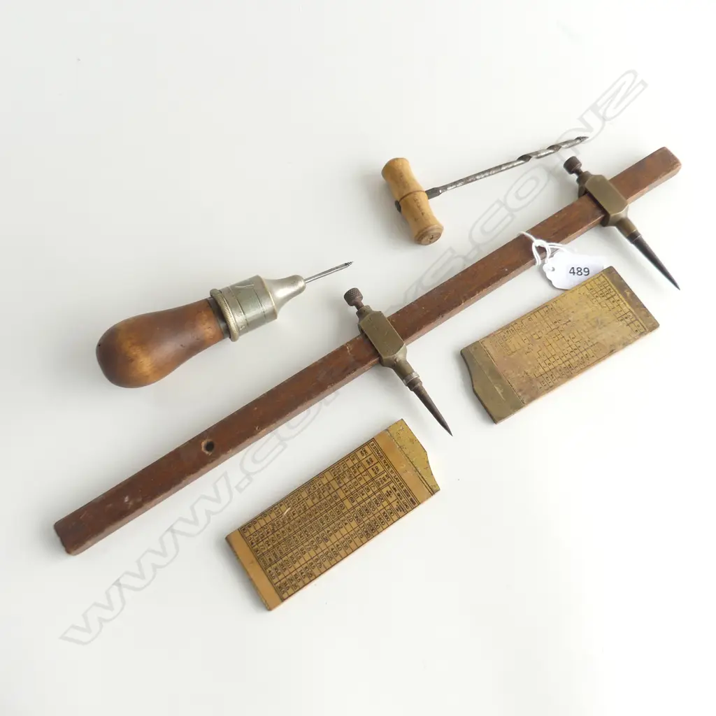 5 ITEMS 2 ROPE GAUGES ( No 1206) 2 STARTERS ( ONE WITH ATTACHMENTS INSIDE HANDLE ) AND A SET OF CALIPERS Image 1++