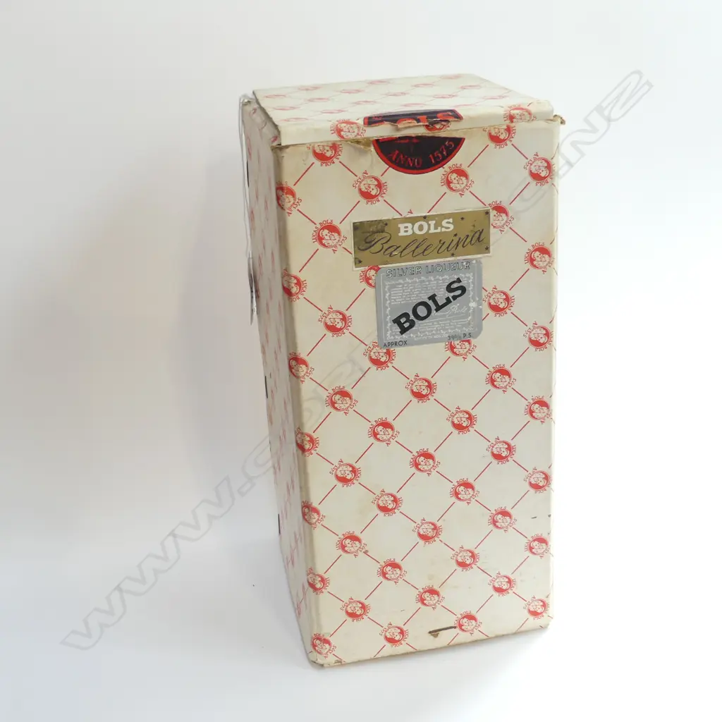ORIGINAL BOXED BOLS BOTTLE WITH INTERNAL " DANCING "  BALLERINA . Image 1++