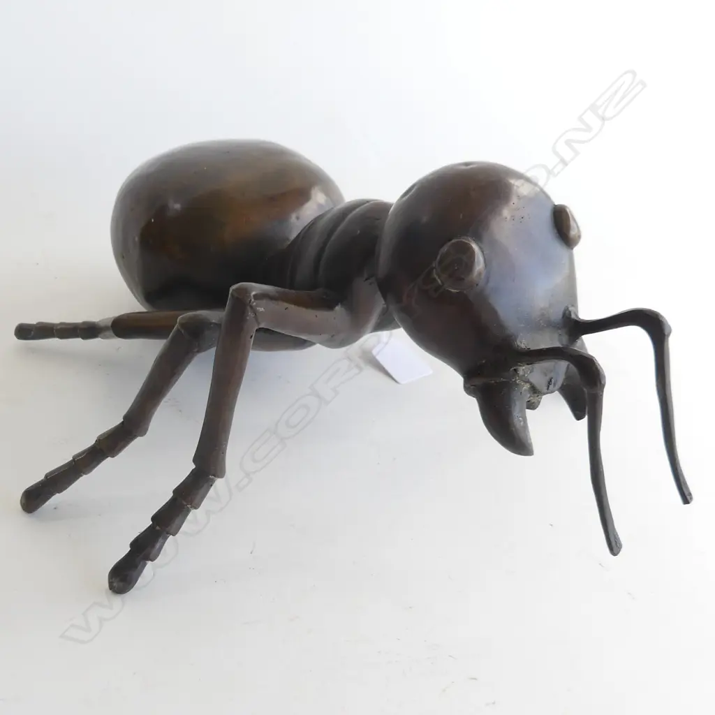 BRONZE ANT  L. 350MM Image 1++
