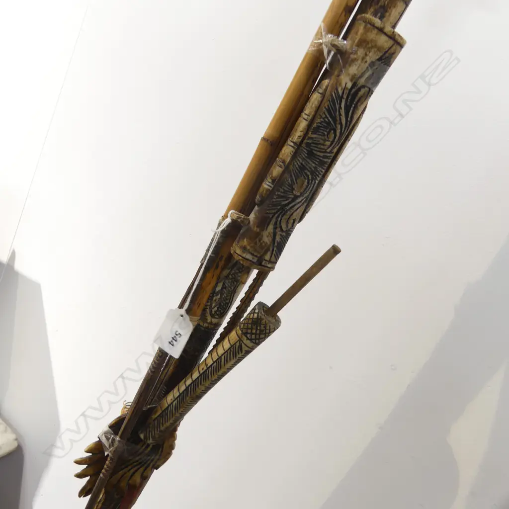 INDONESIAN DRAGON SHAPED CARVED BONE BLOW DART GUN FROM BORNEO L. 1200mm ETC....., Image 1++