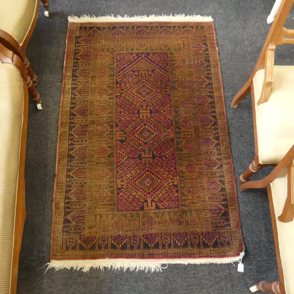 HAND KNOTTED WOOL PILE RUG 1360x890mm Image 1++