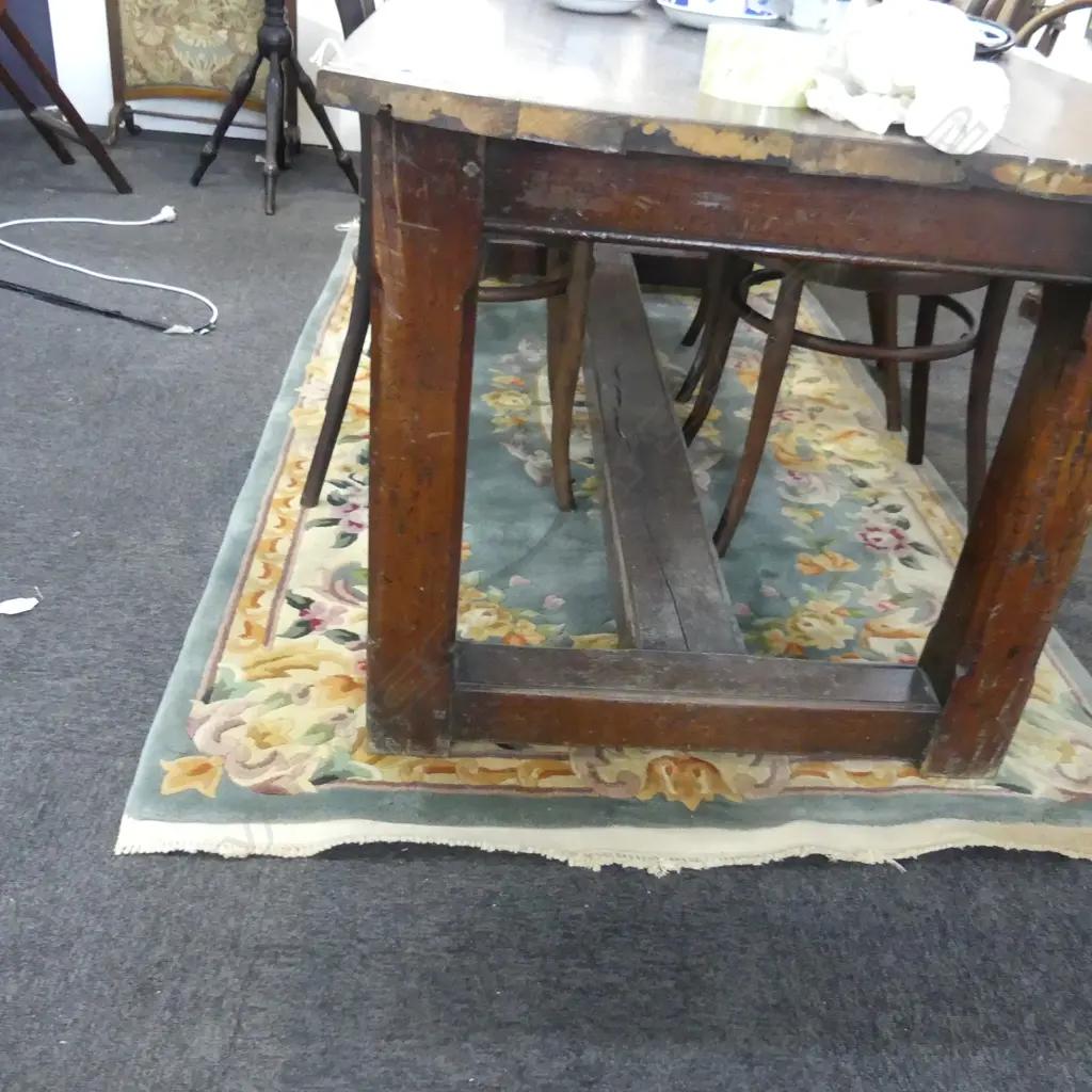 MACHINE TUFTED AUBUSSON STYLE RUG 2150x1200mm Image 1++