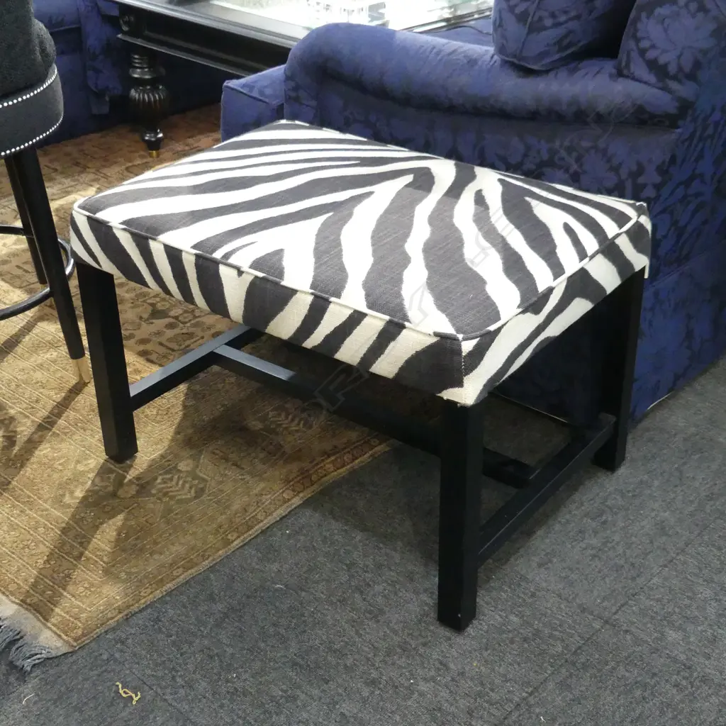 TRENDZSEATER ZEBRA FABRIC OTTOMAN / STOOL 730x510x480mm Image 1++