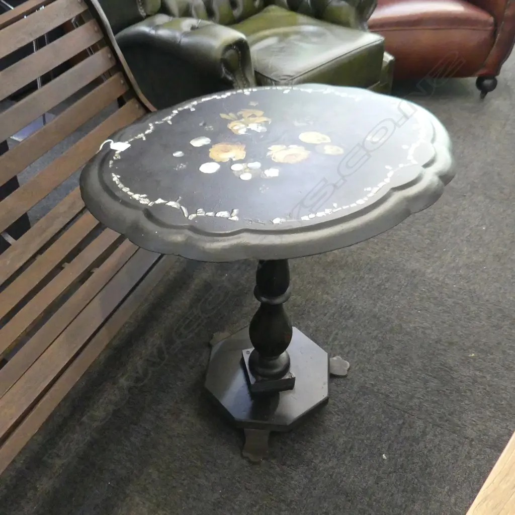 VICTORIAN BLACK PAINTED SIDE TABLE w. MoP INLAY 700x590x685mm Image 1++