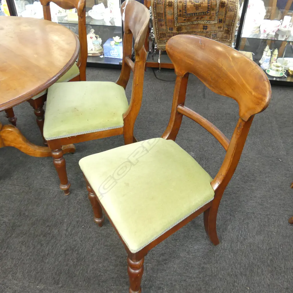 5 ANTIQUE BLADE BACK DINING CHAIRS w. GREEN VELVET UPHOLSTERY Image 1++