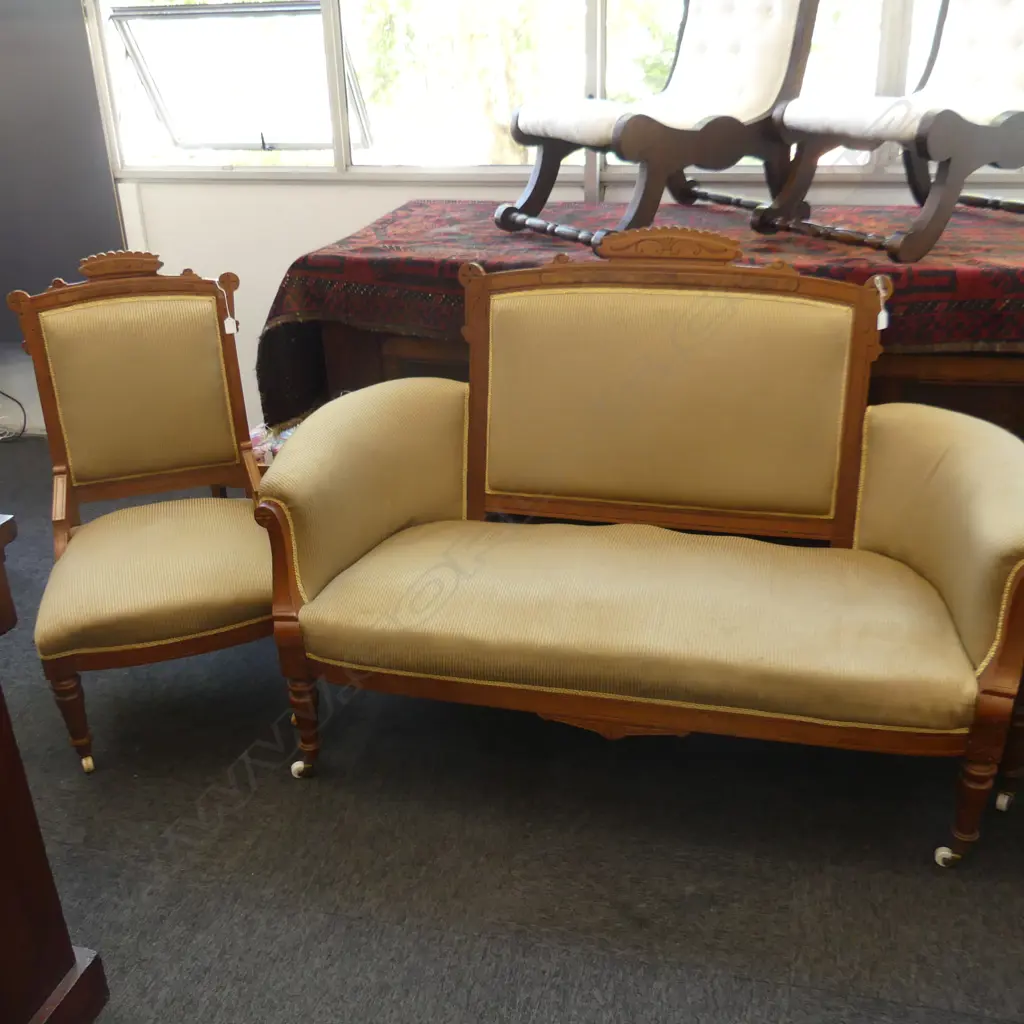 EDWARDIAN 3 PC SUITE Image 1++