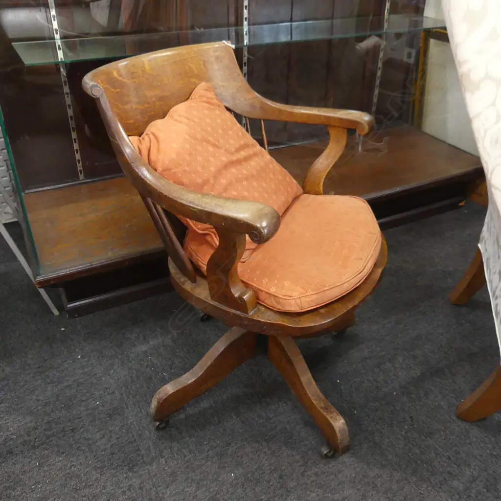 ANTIQUE OAK CAPTAINS OFFICE CHAIR Image 1++