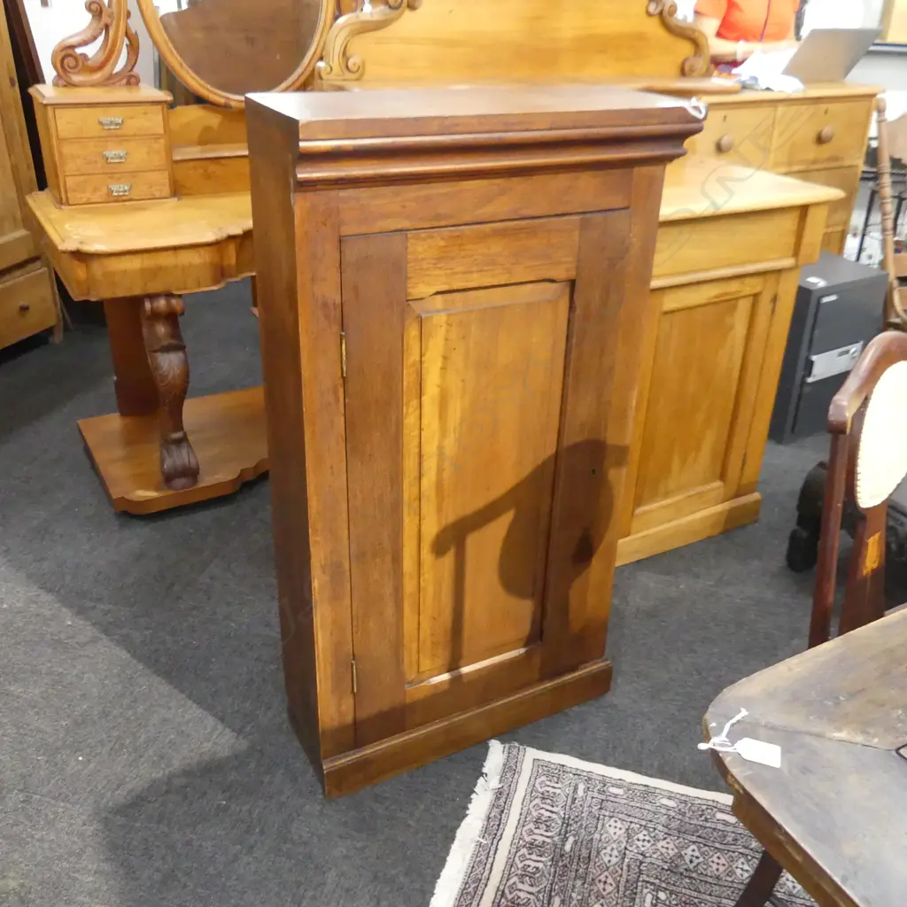 AUSTRALIAN CEDAR COLONIAL CABINET 650x250x1160mm Image 1++