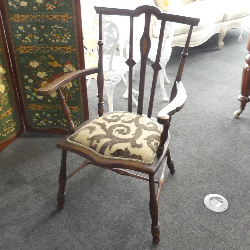 EDWARDIAN SPINDLE CHAIR Image 1++