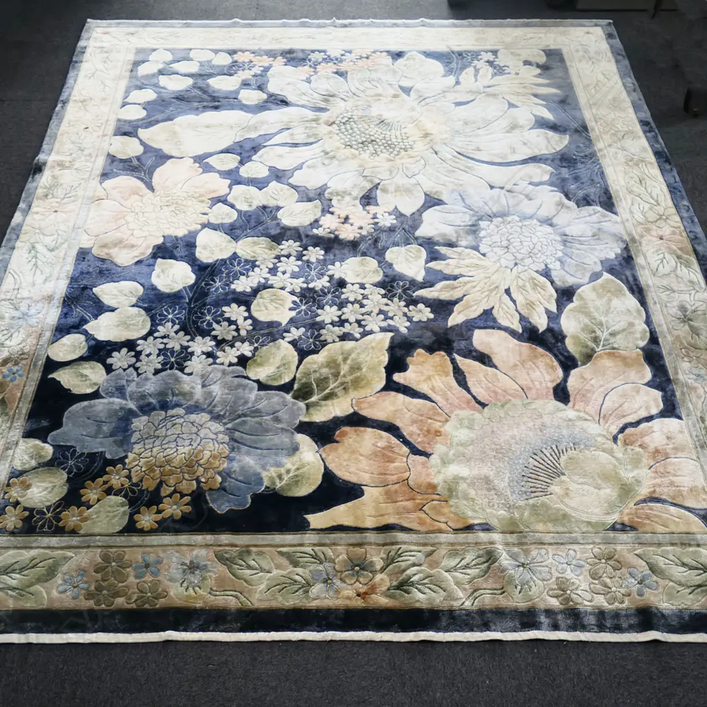 LG 100% SILK PILE RUG - BLUE FLORALS 3000x2400mm Image 1++