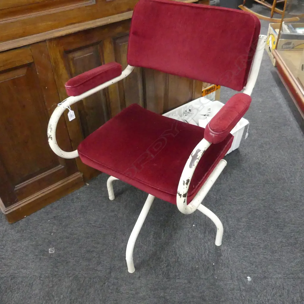 VINTAGE RETRO MAROON VELVET CHAIR Image 1++