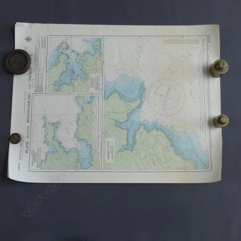TUBE OF SEVERAL AUCKLAND MARINE CHARTS Image 1++