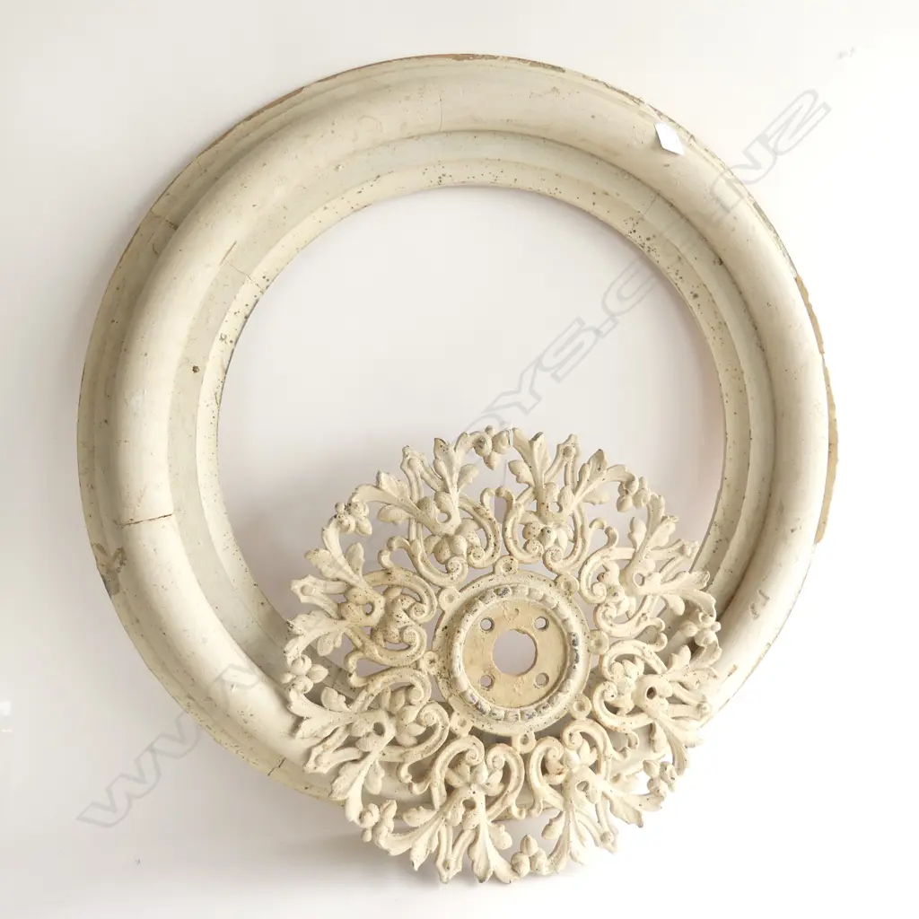 ANTIQUE WHITE PAINTED IRON CEILING ROSE & TRIM RING 700mm dia **RTV** Image 1++