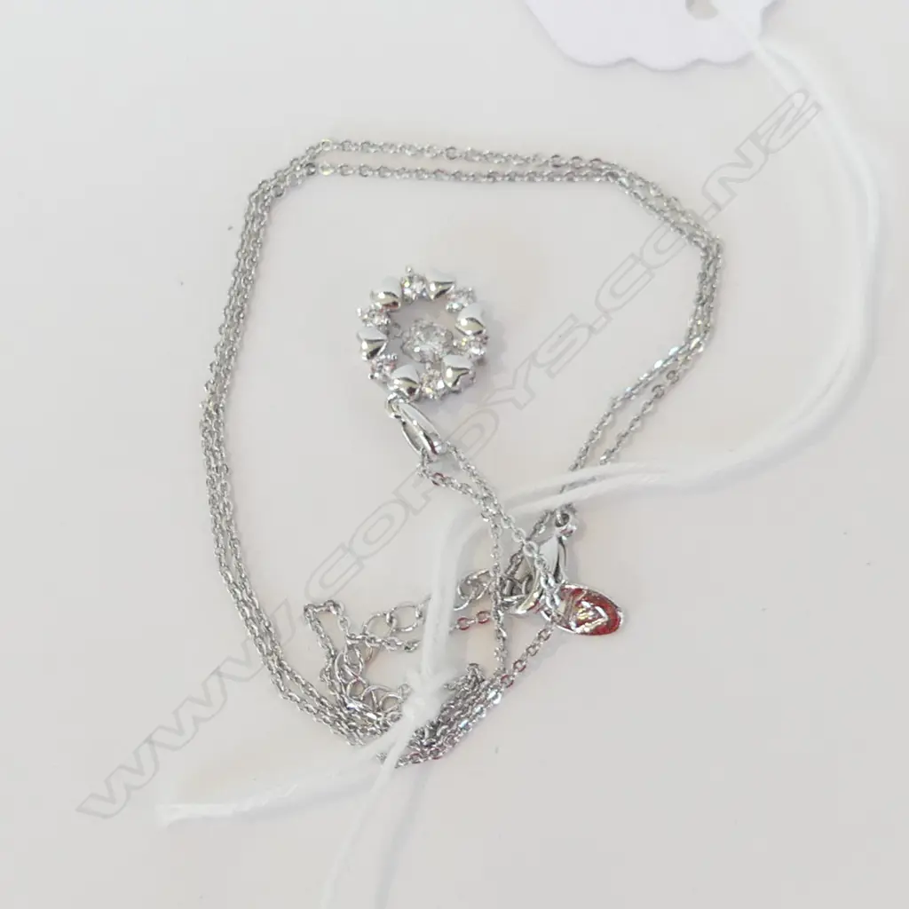 SWAROVSKI CRYSTAL & 925 SILVER PENDANT & CHAIN Image 1++